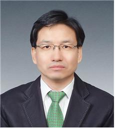 Professor Hak Sung Kim